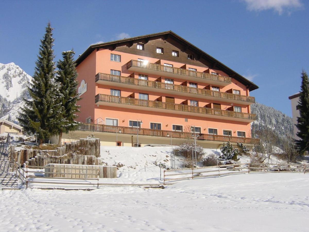 Jugendhotel Alpina Sedrun Luaran gambar
